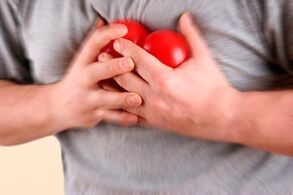 douleurs cardiaques avec hypertension